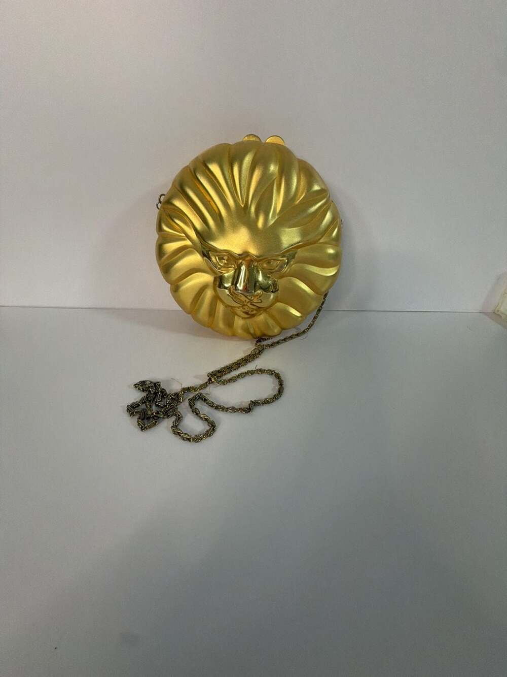 Vintage Beverly Hills Bag Lady Golden Lion Metal Clutch Bag – Recess,